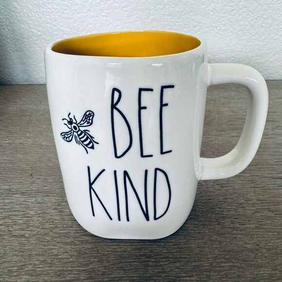 Rae Dunn Bee Kind Ceramic Farmhouse Coffee Mug - Picture 1 of 3
